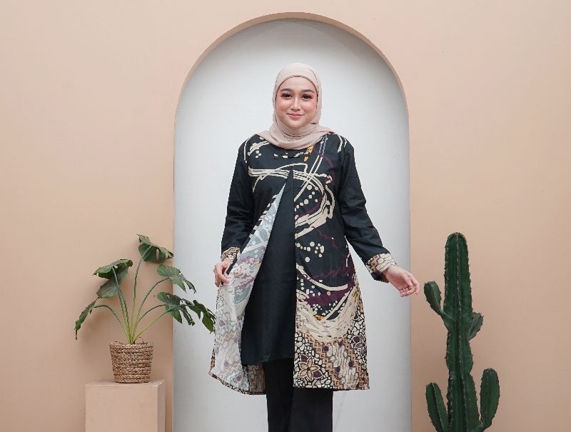 Model Baju Batik Setelan Kantor untuk Tampilan Formal